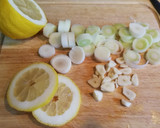 Foto del paso 3 de la receta: Caballa con setas al limón