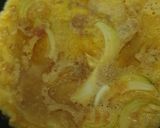 รูปขั้นตอนการทำที่ 2 ของ ไข่เจียวหมูสับ