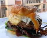 A picture of step 2 of Beef Burger.