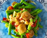 Foto langkah ke 5 dari resep Tumis Buncis Bakso #9.
