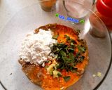 عکس مرحله 2 از دستور کتلت مرغ و عدس