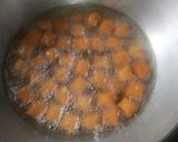 A picture of step 2 of Namak pare.