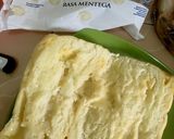 Foto langkah ke 1 dari resep Sari roti rasa mentega + biskuit susu.