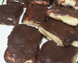 صورة لخطوة 8 من وصفة حلوى الجوز هند 🍫 بالشوكولاتة لذيذة سهلة وسريعة