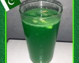 A picture of step 2 of Green Lemonade.