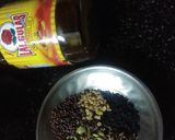 A picture of step 1 of Bengali style tomato chutney.