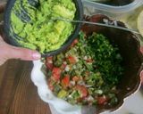 Foto del paso 3 de la receta: Empanadas de picadillo con nopalitos y guacamole