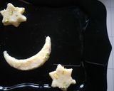 कोकोनट बर्फी (coconut barfi recipe in marathi) रेसिपी स्टेप 4 फोटो 