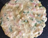 A picture of step 3 of Oats chilla.