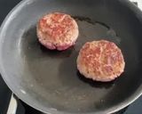 A picture of step 2 of Homemade Burger.