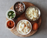 Foto langkah ke 1 dari resep Kimchi Bokkeumbab Nasi goreng Korea.