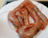 Foto del paso 1 de la receta: Tortilla de gambas