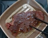 Foto langkah ke 2 dari resep Beef Steak Saus Lada Hitam.