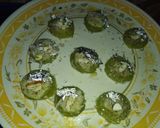 A picture of step 3 of Lauki ki roll.