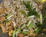 Foto langkah ke 5 dari resep Pad Thai - Authentic.