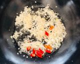 Foto langkah ke 2 dari resep Tumis Tauge Telur Dadar.