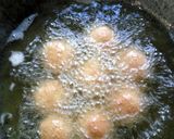 Foto langkah ke 4 dari resep Tahu bulat tanpa msg + BP.