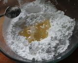 A picture of step 3 of Fondant Icing.