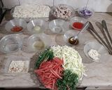 A picture of step 1 of Thai noodles.