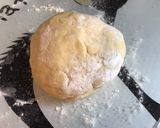 Une image de l'étape 1 de Flan pâtissier aux raisins de corinthe et vanille pâte brisée au rhum.