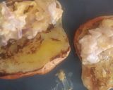 Foto langkah ke 6 dari resep Fish Bun with Potato Chips.