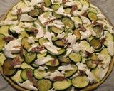Foto del paso 4 de la receta Tarta salada de hojaldre integral con calabacín, mozzarella y anchoas