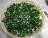 Foto del paso 3 de la receta: Tarta de puerro, cebolla de verdeo y ciboulette