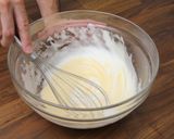 Barackos túrótorta recept fázis 10 fotója