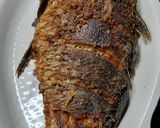 Foto langkah ke 2 dari resep Ikan mas goreng kuah kemangi.