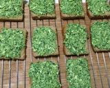 A picture of step 4 of Whole Wheat Pesto Garlic Bread.
