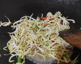 Foto langkah ke 4 dari resep Tauge cah Teri Medan.