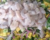 Foto del paso 5 de la receta: Ceviche de mango y camarón