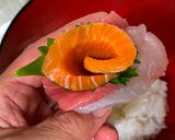 A picture of step 6 of Japanese Seafood Rice Bowl (海鮮丼).