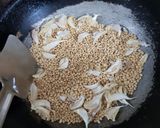 A picture of step 2 of Idli Milagai Podi/South Indian Gun powder/Idly podi.