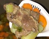 Foto langkah ke 4 dari resep Sop Iga Sapi Empuk Maknyus 🥩.