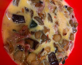 Foto del paso 2 de la receta: Tortilla rápida de verduras y jamón serrano