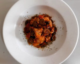 Foto del paso 6 de la receta: Ensalada de bacalao confitado a la puttanesca