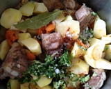 Foto del paso 2 de la receta: Patatas con costillas de cerdo y boletus