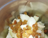 A picture of step 2 of Apple dates shake.