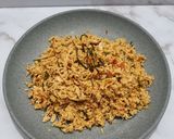 Foto langkah ke 4 dari resep Ayam Suwir Daun Jeruk.