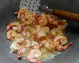 Foto langkah ke 1 dari resep Udang Tofu Saus Tiram Asam Manis.