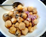 Hình bước làm 2 của món Nấm rơm kho