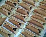 Foto langkah ke 8 dari resep Kue manja.
