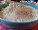 Foto del paso 1 de la receta: Bollitos rellenos de queso