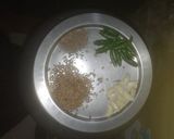 कद्दू की खट्टी मीठी सब्जी (kaddu ki khatti methi sabzi recipe in Hindi) रेसिपी चरण 2 फोटो