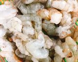 Hình bước làm 1 của món Nui xào tôm