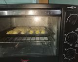 Foto langkah ke 4 dari resep Cheese roll.