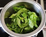 A picture of step 2 of Creamy Palak.
