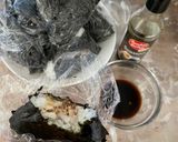 Pas rețetă Onigiri cu umplutura de ton 6 fotografie