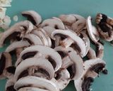 Foto del paso 1 de la receta: Champiñones al ajillo